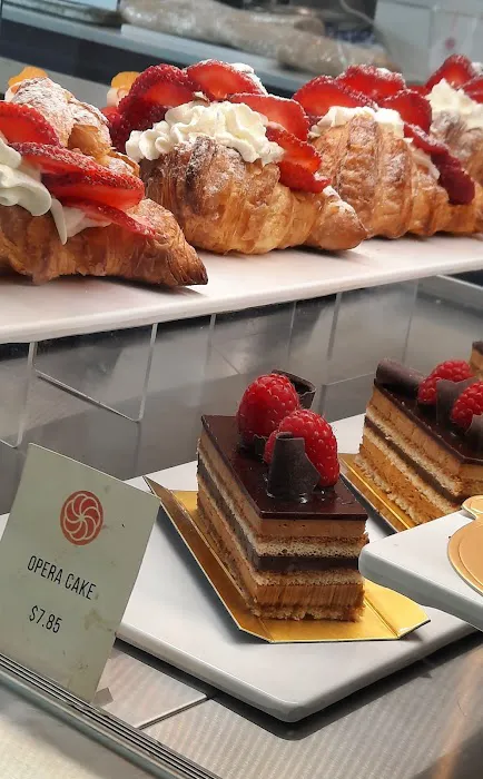 La Crema Patisserie Picture 6