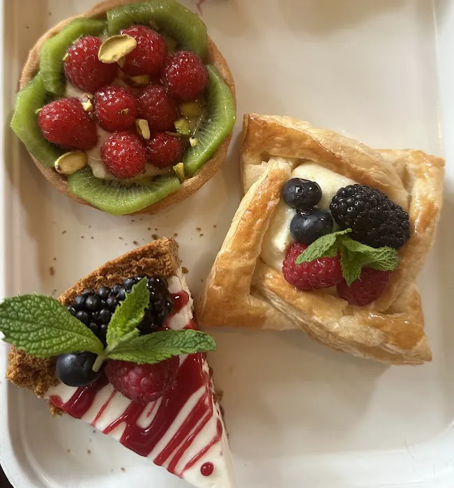 Crumble & Flake Café Pâtisserie Picture 7