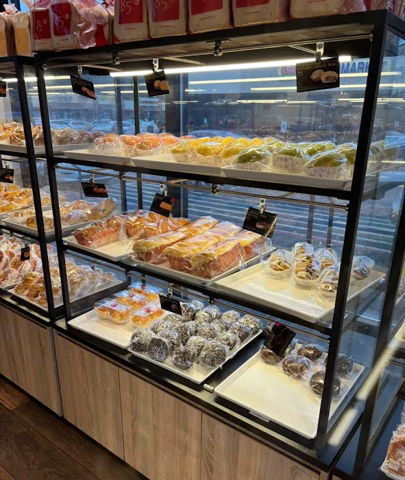 85°C Bakery Cafe - Bellevue Picture 10