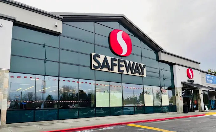 Safeway Bakery Picture 1
