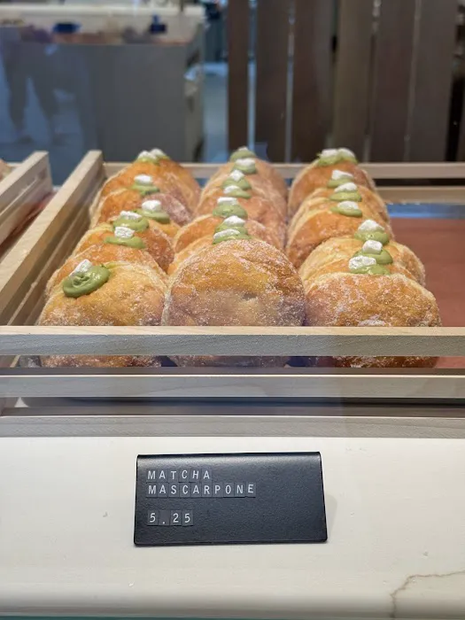 Good Lazy Donuts 'n' Stuff Picture 3