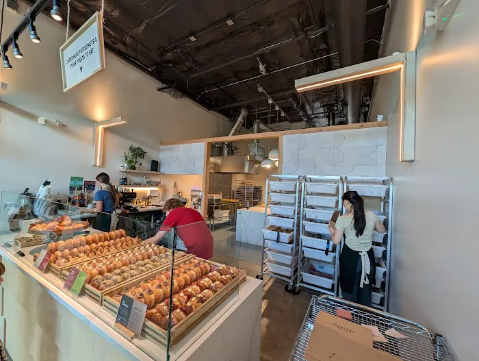 Good Lazy Donuts 'n' Stuff Picture 6