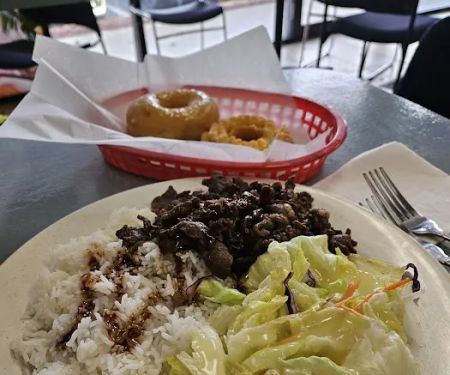 Dona Queen Donuts & Deli