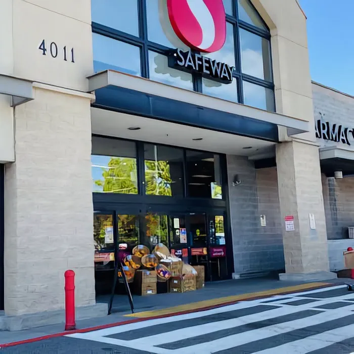Safeway Bakery Picture 2