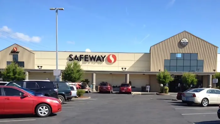 Safeway Bakery Picture 1