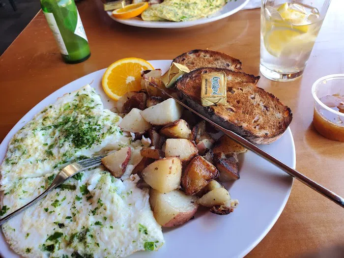 Wild Wheat Bakery Cafe & Restaurant Picture 5