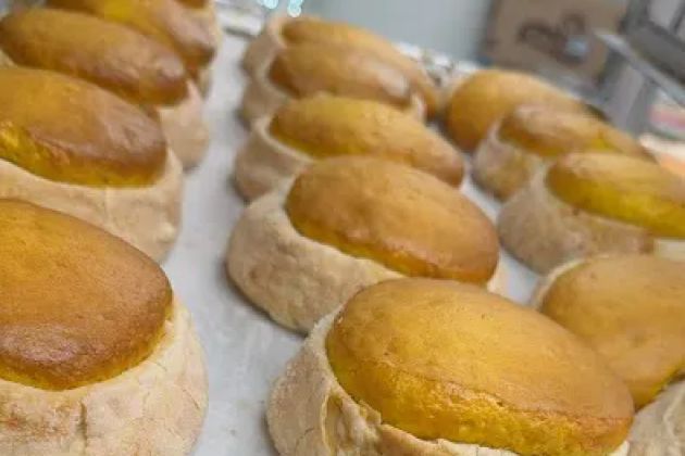 Pasteleria Y Panadería La Ideal 4