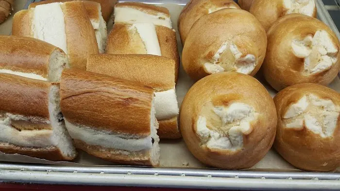 Tikal Bakery Picture 4