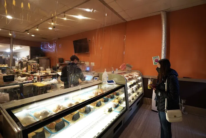 Yummy House Bakery Picture 8