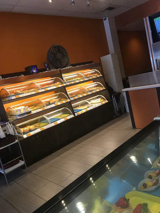 Yummy House Bakery Picture 3