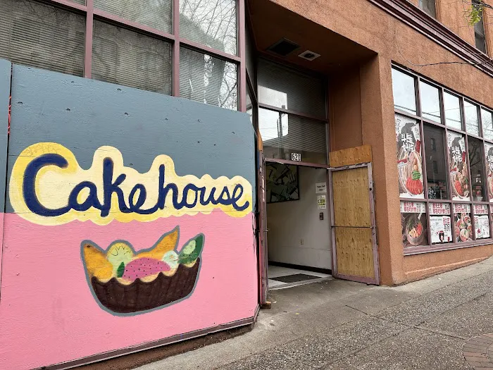 Cake House Picture 5