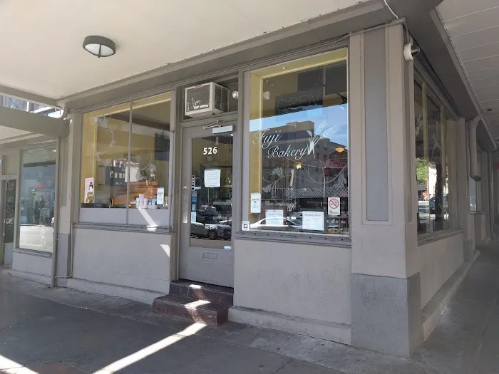 Fuji Bakery-ID/King St Picture 1