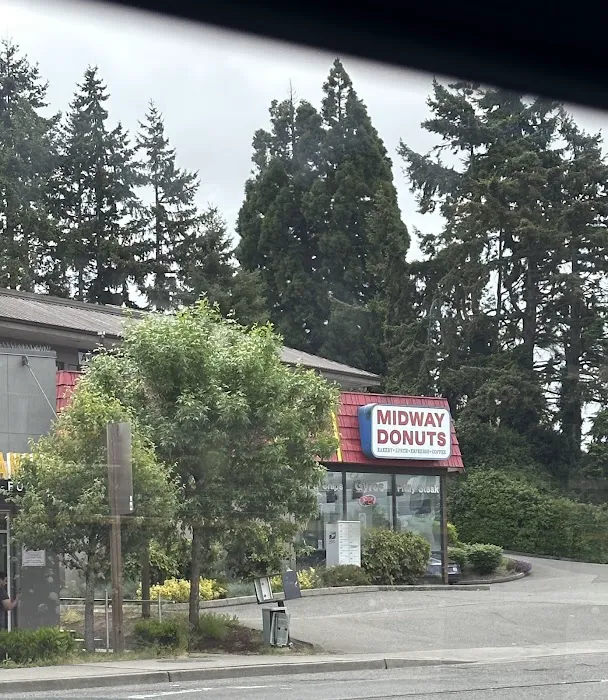 Midway Donuts & Gyros Picture 9