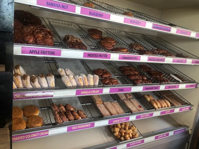 Midway Donuts & Gyros Picture 3