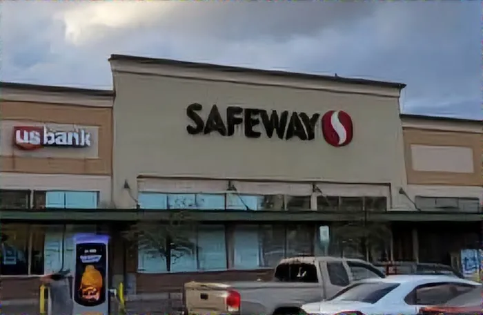 Safeway Bakery Picture 1