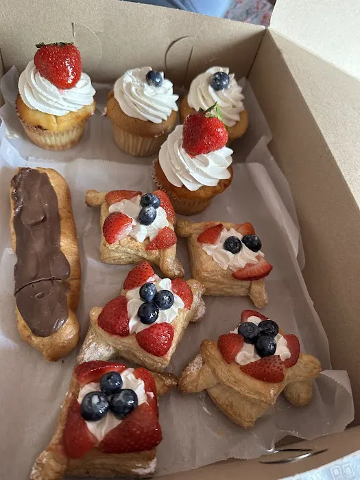 Tasty Doux Bakery Picture 3