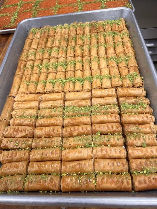 Red Rose Bakery & Halal Food Picture 10