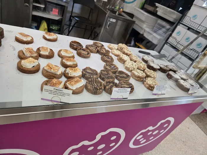Lowrider Cookie Company Picture 2