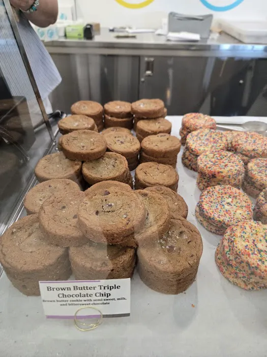 Lowrider Cookie Company Picture 7