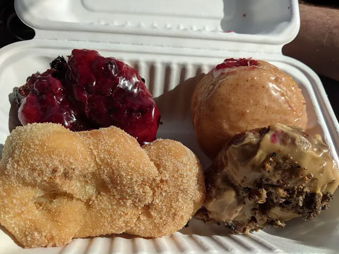 9th and Hennepin Donuts Picture 5