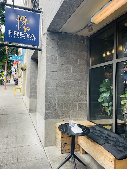 Freya Bakery & Cafe Picture 4