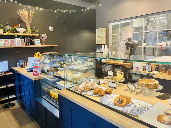 Freya Bakery & Cafe Picture 7