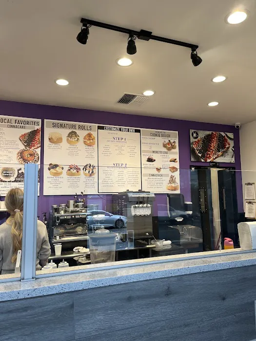 Cinnaholic Picture 5