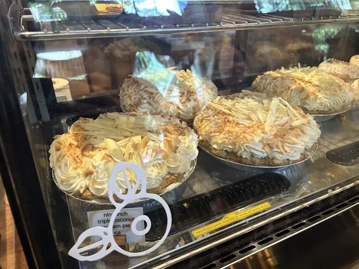 Dahlia Bakery Picture 7