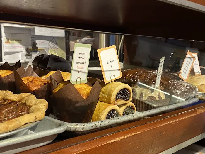 Dahlia Bakery Picture 8