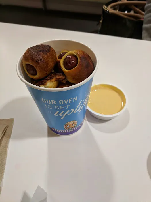 Auntie Anne's Picture 2