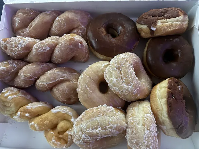 Sunny's Donuts Picture 3