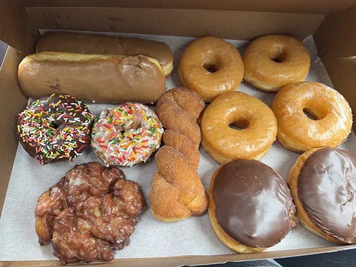 Dockside Donuts Picture 5