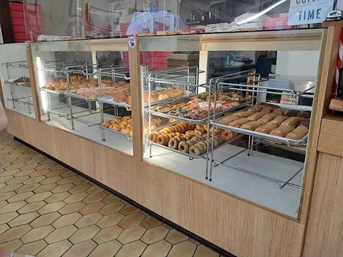 Donut & Muffin Factory Picture 8
