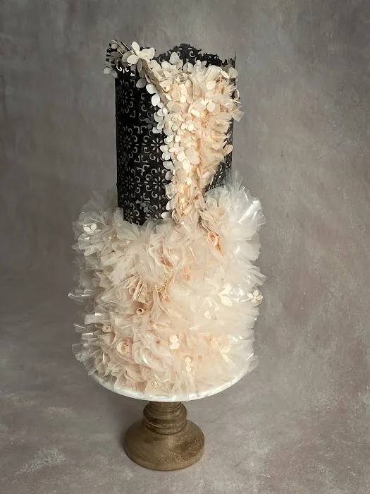 Cake & Crumble Picture 4