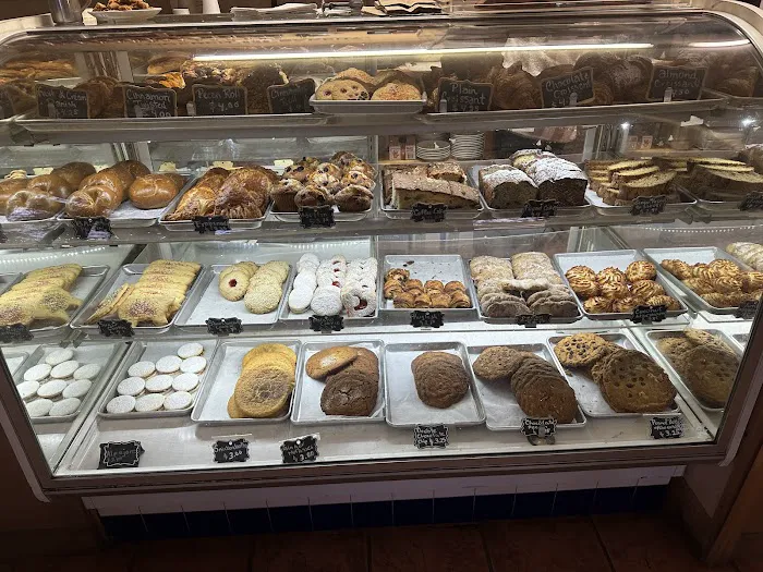 Golden Wheat Bakery Picture 10
