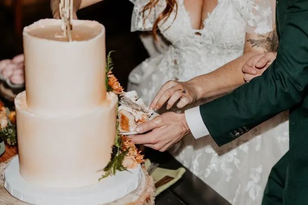 Celebrity Cake Studio