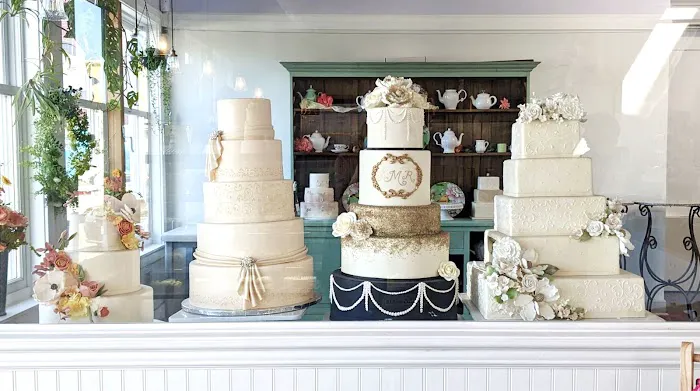 Celebrity Cake Studio Picture 9