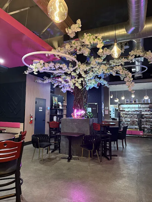 Fusion Donut Cafe & Lounge Picture 1