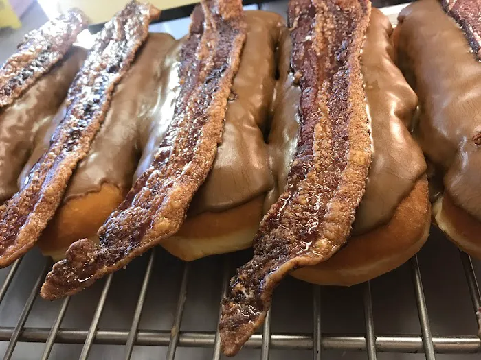 Le Donut LLC Picture 1