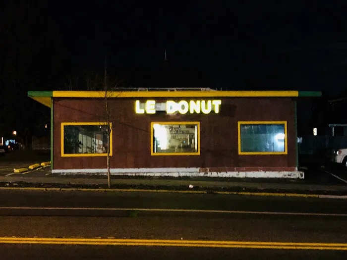 Le Donut LLC Picture 8