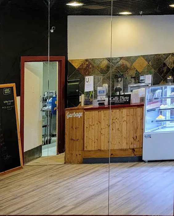 Unique Bakery Picture 7