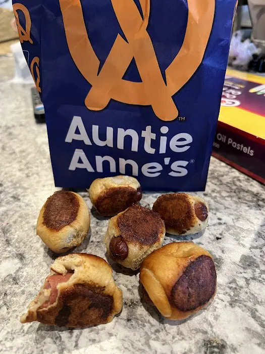 Auntie Anne's Picture 10