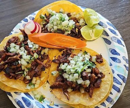 Panaderia Y Taqueria La Placita