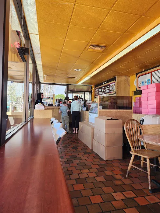 Pao's Donut & Coffee Shop Llc Picture 3