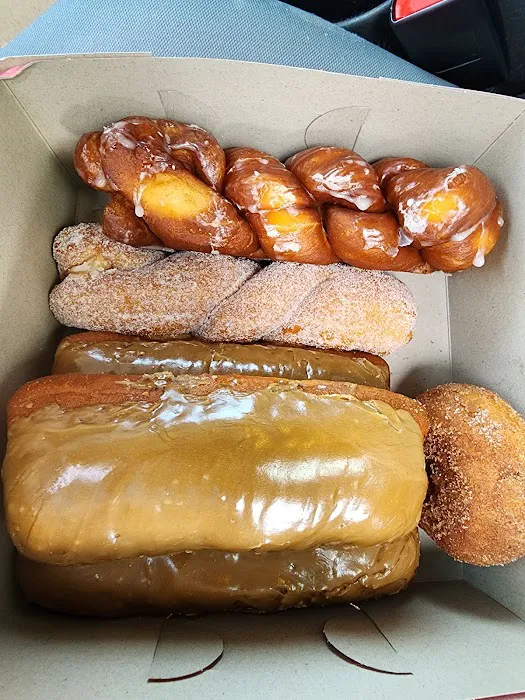 Pao's Donut & Coffee Shop Llc Picture 9