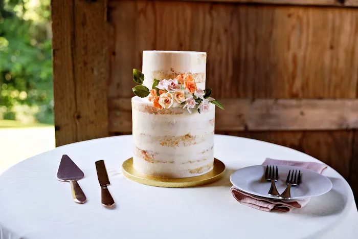 Honey Crumb Cake Studio Picture 10