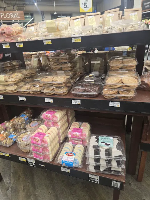 Safeway Bakery Picture 2