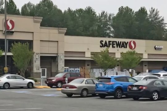 Safeway Bakery
