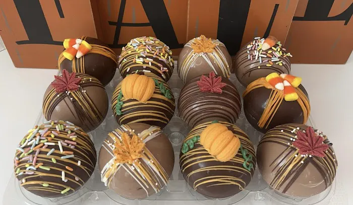 Lulu's Bakery Shop Picture 9