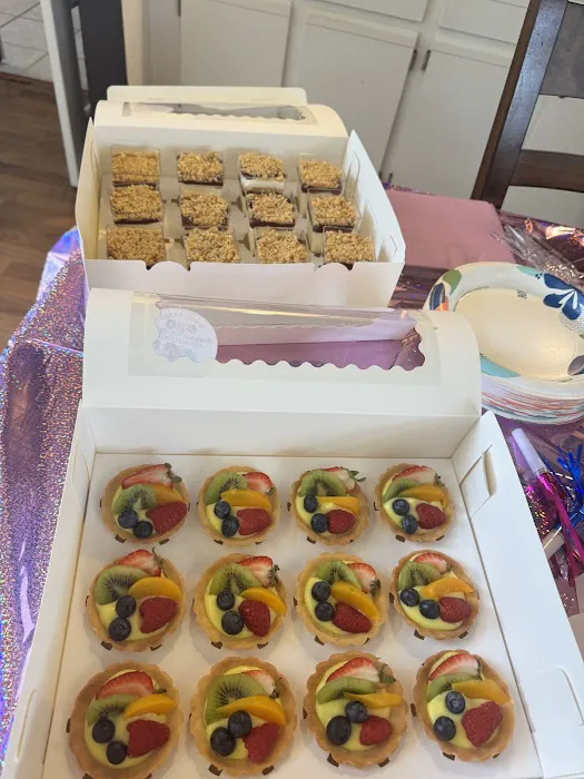 Lulu's Bakery Shop Picture 3